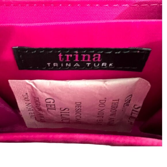 Trina Turk‎ Lemon Print Zipper Credit Card Cash Wallet - Picture 2 of 6